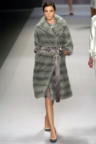 Look 25